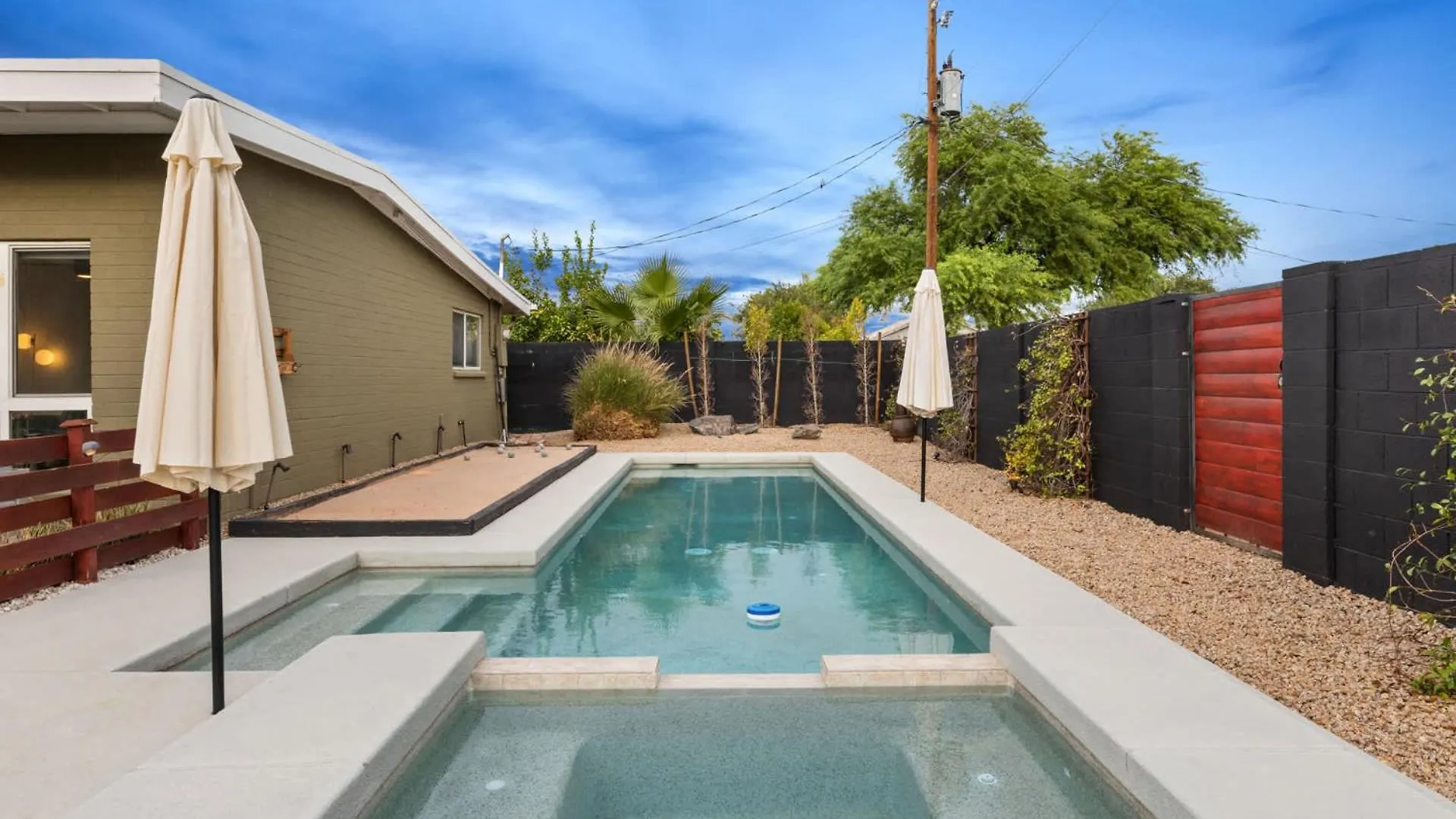 Mid-Century Marvel - Poolside Patio With Spa & Bocce Scottsdale